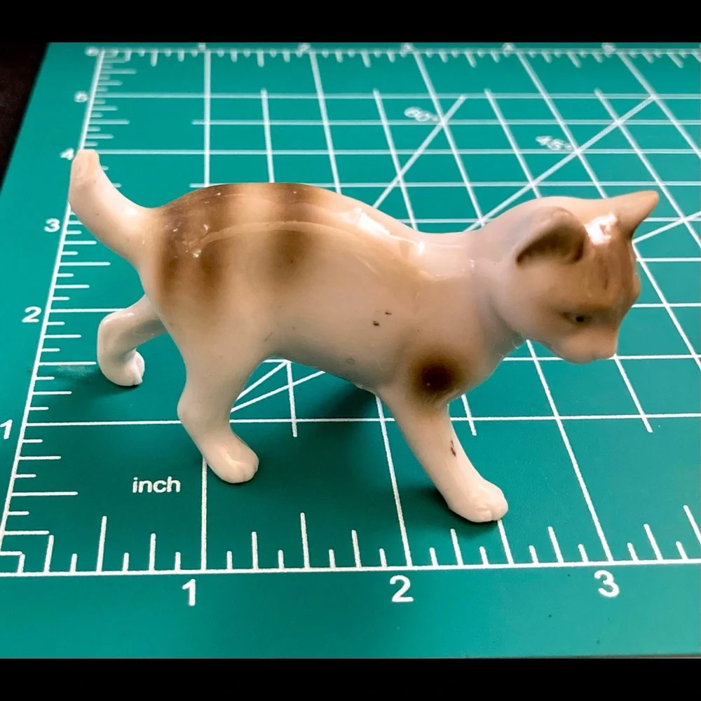 Vintage Mid Century Porcelain Cat And Kitten Figures Made In Japan & Germany